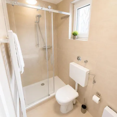 Flats Premium 2 4 Bett Apartment, Smarttv , Terrasse Lejlighed *