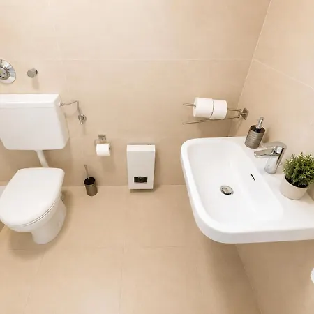 Flats Premium 2 4 Bett Apartment, Smarttv , Terrasse Lejlighed